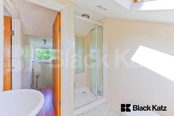 Victorian Conversion arranged over three floors with two bathrooms Stockwell Green, Stockwell